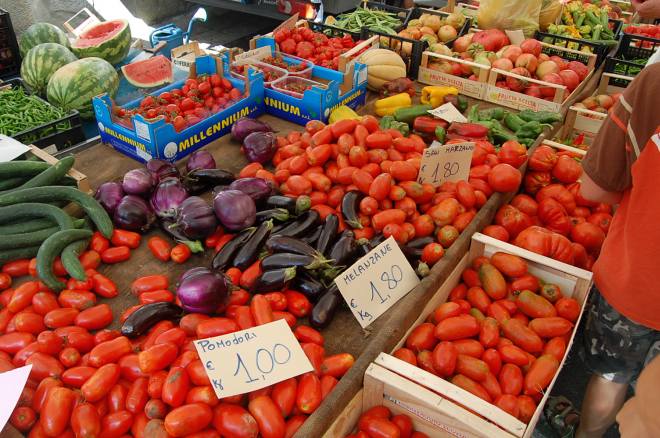 Targ Castelina, Włochy