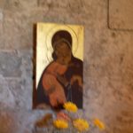 miecz i słoneczniki w San Galgano na Montesiepi