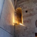 miecz i słoneczniki w San Galgano na Montesiepi