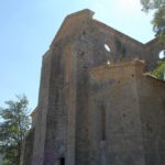miecz i słoneczniki w San Galgano na Montesiepi