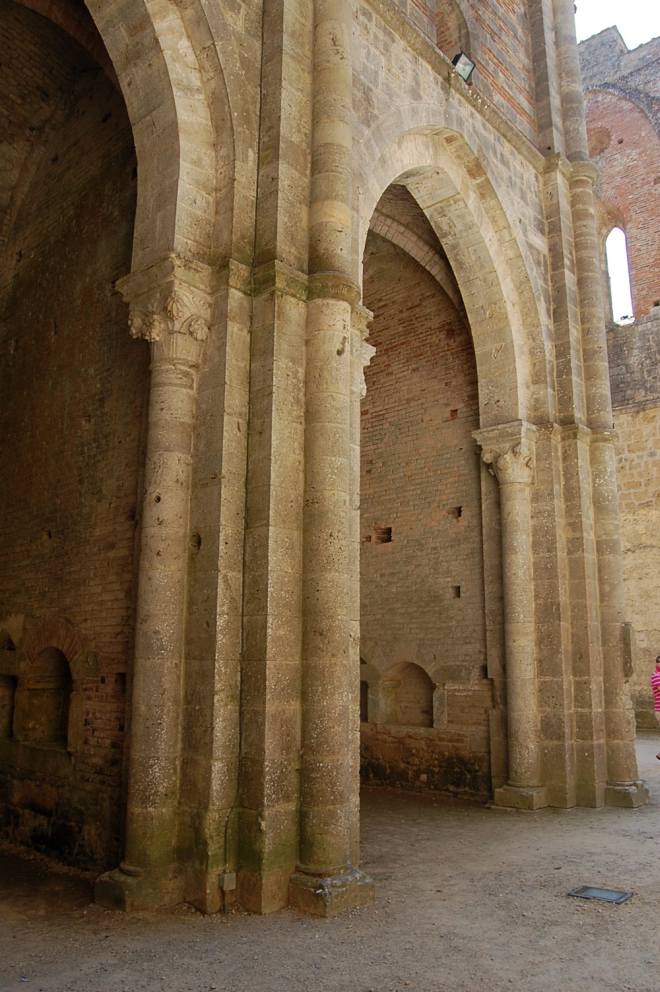 san-galgano-montesiepi-044-wlochy