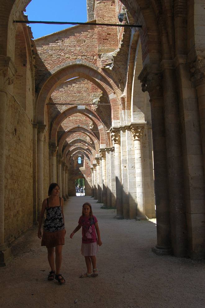 san-galgano-montesiepi-052-wlochy