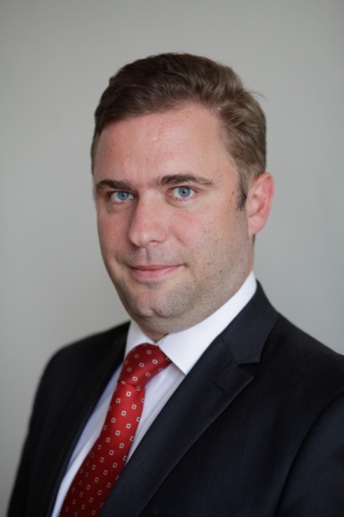 Wskaźnik PMI a logistyka Transport, BIZNES - Indeks PMI dla polskiego przemysłu w październiku nieznacznie wzrósł. Pozwala to branży TSL z ostrożnym optymizmem patrzeć na koniec 2013 roku.