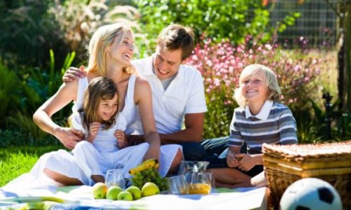 Wakacyjny długi weekend? Zabierz przyjaciół lub rodziną i ruszajcie w drogą!