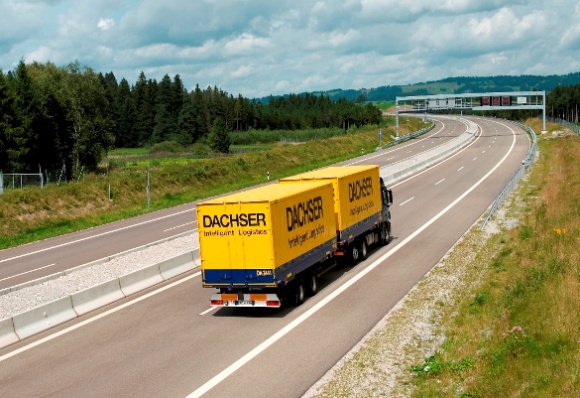 Nowa linia Dachser Stryków – Clermont-Ferrand Transport, BIZNES - Z początkiem czerwca Dachser Polska, operator logistyczny reprezentujący międzynarodową grupę Dachser, uruchomił nowe, codzienne połączenie ze Strykowa do Clermont-Ferrand we Francji. Będzie to jedna z najdłuższych linii firmy.
