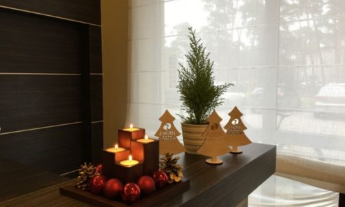 Jak udekorować hotel w okresie świątecznym?