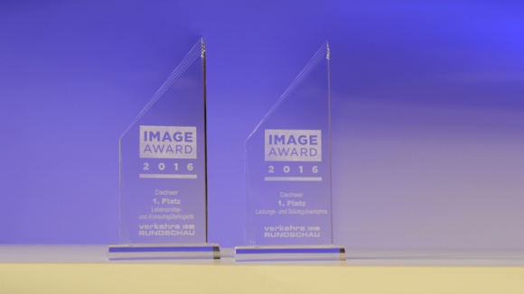 Dachser ponownie najlepszą marką logistyczną Transport, BIZNES - Dachser, jeden z największych operatorów logistycznych na świecie, osiągnął najlepszy wynik wśród marek logistycznych w Rankingu Wizerunku 2016 opublikowanym przez niemieckie czasopismo branżowe „Verkehrsrundschau".