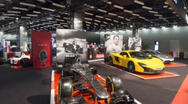 Ferrari, Porsche, Lamborgini i STILL Transport, BIZNES - Choć w centrum zainteresowania gości Geneva International Motor Show są oczywiście samochody, za kulisami targów kluczowe znaczenie mają pojazdy transportu wewnętrznego – czołowe wózki widłowe oraz modele przeznaczone do wysokiego podnoszenia.