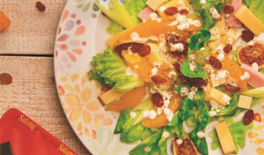 Krem ze skorzonery, sałatka z pomarańczami i pizza z ananasem