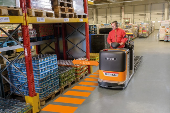Po raz pierwszy, po raz drugi, po raz trzeci! - 3 nominacje STILL do IFOY Transport, BIZNES - Na finałowej liście produktów ubiegających się o międzynarodową nagrodę dla wózka widłowego roku znalazły się trzy propozycje firmy STILL: iGo neo, LiftRunner oraz akumulator Power Plus Life.