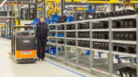 Gdzie autonomiczny wózek spotyka automatyczny regał Transport, BIZNES - Najnowsze wdrożenie z wykorzystaniem nominowanego do nagrody IFOY autonomicznego wózka kompletacji poziomej STILL iGo neo CX 20 oraz działającymi w oparciu o RFID regałami KANBAN pokazuje, jak prosto i skutecznie można realizować dziś koncepcję Przemysłu 4.0.