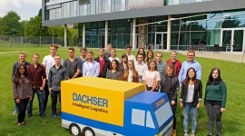 Dachser kształci młodych logistyków Transport, BIZNES - Dachser, jeden z wiodących operatorów logistycznych, rozwija autorski program stażowy i wraz z rozpoczęciem nowego roku akademickiego, przyjmie do oddziałów w całej Polsce kolejną grupę młodych osób.