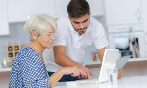 5 kroków jak nauczyć babcią korzystania z Internetu