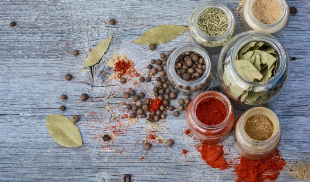 Pikantnie i rozgrzewająco – ostre menu idealne na jesień