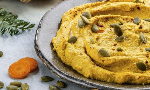 Pasta z pestkami dyni z marchewką i imbirem