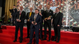 FM Logistic Operatorem Logistycznym Roku 2017 Transport, BIZNES - Firma FM Logistic zdobyła Złote Godło programu badawczego Operator Logistyczny Roku 2017. Uroczystość wręczenia nagród odbyła się 7 grudnia 2017 r. w Hotelu Victoria-Sofitel w Warszawie podczas dorocznej Gali Logistyki, Transportu i Produkcji Wydawnictwa Eurologistics.