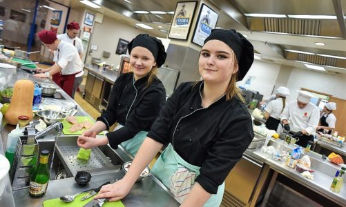 Autorskie potrawy młodych kucharzy z Kurczakiem Zagrodowym