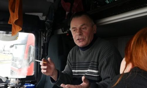 Zakaz noclegu w kabinie – co sądzą o nim kierowcy?