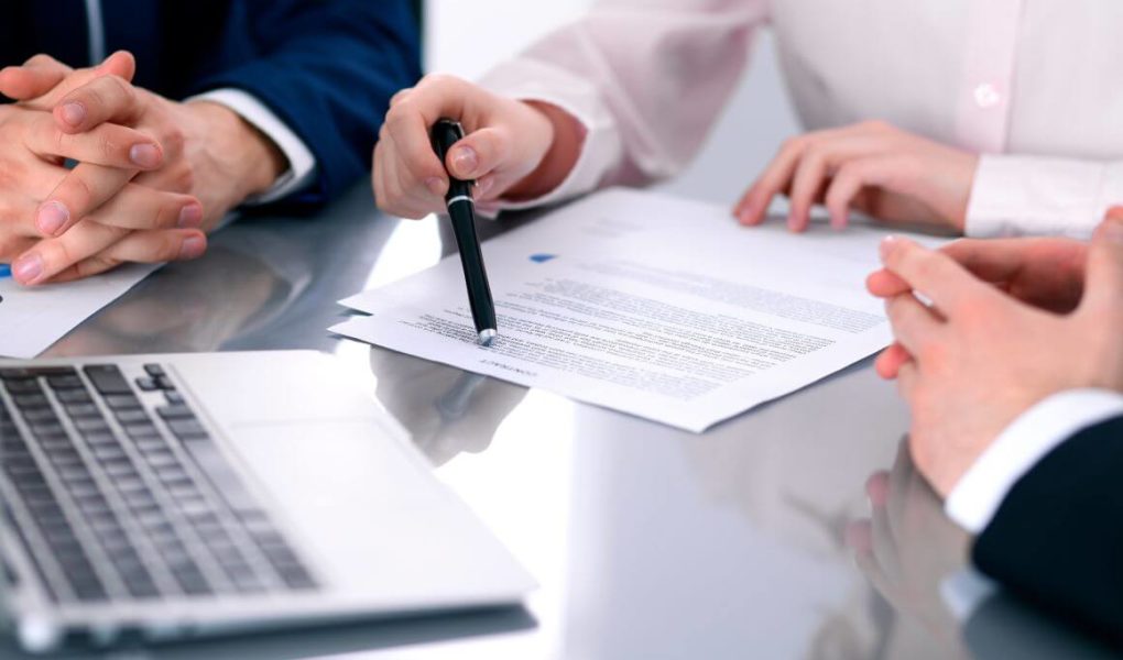 Jak zatrudniać cudzoziemców?