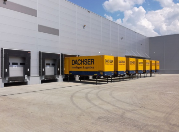Dachser uruchomił nowy magazyn w Sosnowcu Transport, BIZNES - Dachser, jeden z wiodących globalnych operatorów logistycznych, otworzył nowy magazyn klasy A w Śląskim Centrum Logistycznym i przeniósł do niego swój sosnowiecki oddział.