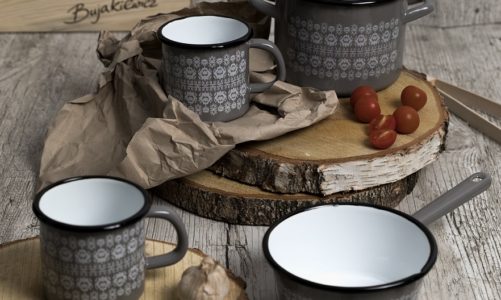 Trendy w kuchni – wielki powrót emalii