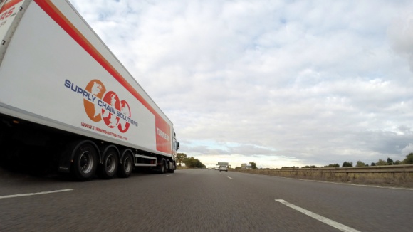 Polski sektor transportowy: częste kontrole kierowców i firm