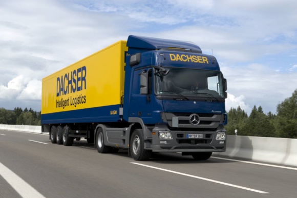 Dachser z bezpośrednią linią ze Strykowa do Holandii Transport, BIZNES - Dachser, globalny operator logistyczny, uruchomił bezpośrednie połączenie z podłódzkiego Strykowa do Holandii. Dzięki temu przesyłki drobnicowe nadawane przez polskich eksporterów są dostarczane w ciągu dwóch dni do dowolnego miejsca na terenie Królestwa Niderlandów.