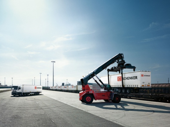 DB Schenker łączy Polskę i Turcję w transporcie intermodalnym Transport, BIZNES - DB Schenker wprowadził regularne połączenie intermodalne między Polską i Turcją dla importerów i eksporterów.