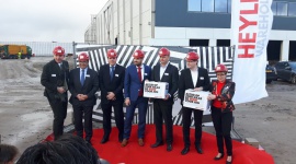 MediaMarkt i ID Logistics uruchomią magazyn e-commerce w Holandii Transport, BIZNES - Grupa ID Logistics wzmacnia swoją obecność na europejskim rynku dedykowanej logistyki kontraktowej. Operator rozszerzył zakres współpracy z siecią handlową MediaMarkt, dla której w Holandii uruchomi nowoczesny magazyn e-commerce i B2B.