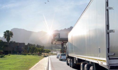 Drogowskaz EETS – czym jest Europejska Usługa Opłaty Elektronicznej?