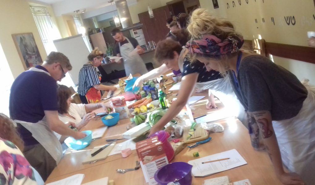 Ĺťydowska kuchnia wegańska – warsztaty kulinarne w Centrum Kultury Jidysz w Warszawie