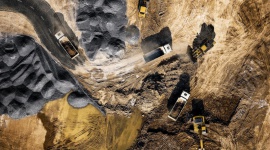 Wszechstronna opona ciężarowa – Conti CrossTrac Transport, BIZNES - Skuteczność w terenie czy płynne prowadzenie na drogach asfaltowych? Najważniejsze właściwości opon dla branży budowlanej nie muszą się wykluczać.