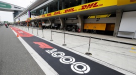 Jak nadać kurierem samochody Formuły 1 i eksponaty Rolling Stones? Transport, BIZNES - Przetransportowanie bolidu F1 z Chin do Budapesztu w 5 dni? Przeniesienie wystawy Rolling Stones Exhibitionism w tydzień na drugi koniec świata? Dzięki rozwojowi rynku przesyłek międzynarodowych to możliwe.