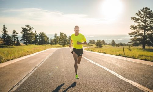 Kultura biegania z muzyką w tle. Ulubione utwory siłą motywacji