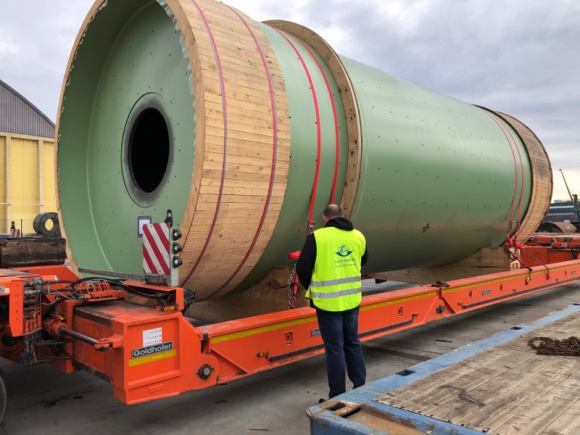 Rzekami, morzem i drogą - Fracht FWO Polska dostarcza młyny przemysłowe Transport, BIZNES - Fracht FWO Polska, wiodący operator logistyczny dla przemysłu, zorganizował dostawę 110 tonowych urządzeń energetycznych z Niemiec do Polski. z wykorzystaniem transportu śródlądowego, morskiego i drogowego