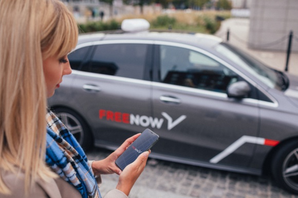 FREE NOW startuje w Rumunii Transport, BIZNES - Do państw, w których dostępne jest FREE NOW (dawne mytaxi) dołącza Rumunia. Usługę można zamówić już w 10 krajach Europy i ponad stu miastach.