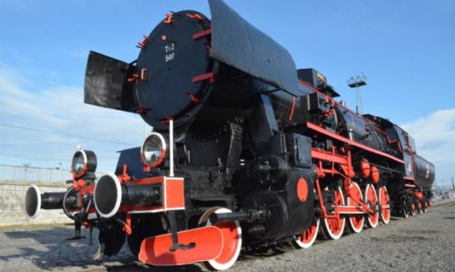 Stoi w Legnicy lokomotywa (dla wszystkich)