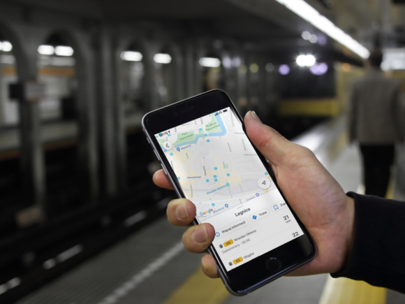 Pociągi Kolei Dolnośląskich w Google Transit Transport, BIZNES - Od 17 grudnia pociągi Kolei Dolnośląskich są dostępne w Google Transit, popularnej na całym świecie wyszukiwarce połączeń. Platforma jest dostępna za pośrednictwem popularnych map Google i pozwala na zaplanowanie podróży oraz sprawdzenie rzeczywistych czasów odjazdu pociągów.