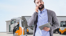 Rozwiązanie logistyczne dla „odmrażanej” gospodarki Transport, BIZNES - Z myślą o wszystkich firmach, które obsługują obecnie zwiększoną liczbę zamówień lub spodziewają się, że nastąpi to w związku z odmrożeniem handlu, STILL Polska oferuje wózki w wynajmie krótkoterminowym z 20-procentowym rabatem.