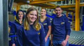 GLS jedyną polską firmą z branży KEP z certyfikatem Great Place to Work Transport, BIZNES - GLS Poland, jako jedyna polska firma z branży KEP, uzyskała certyfikat Great Place to Work, który funkcjonuje w kilkudziesięciu krajach. GLS został również doceniony przez klientów i zdobył godło Firmy Przyjaznej Klientowi.