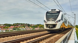 Wraca pełna siatka połączeń Kolei Dolnośląskich Transport, BIZNES - Koleje Dolnośląskie przywracają pełną siatkę połączeń w regionie. Dodatkowe pociągi wrócą do rozkładu jazdy wraz z powakacyjną korektą, która wchodzi w życie od niedzieli, 30 sierpnia.