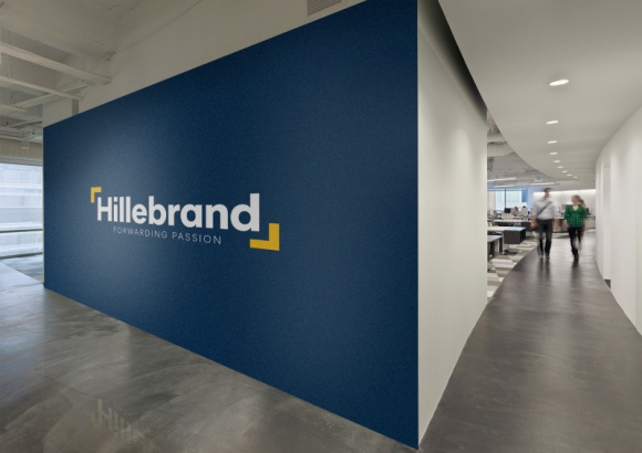 Hillebrand przejmuje Braid Transport, BIZNES - Hillebrand, światowy operator logistyczny specjalizujący się w obsłudze rynku beverage, ogłosił przejęcie firmy Braid, czołowego gracza specjalizującego się w logistce towarów płynnych.