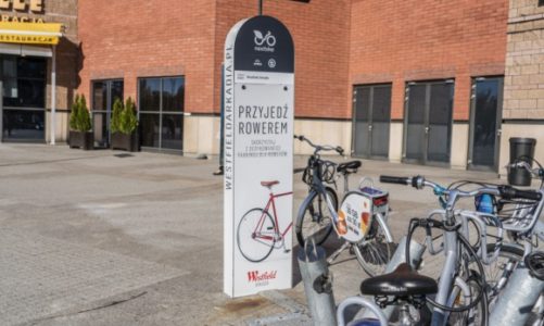 Pierwsza partnerska stacja rowerowa w Warszawie ma już 8 lat!